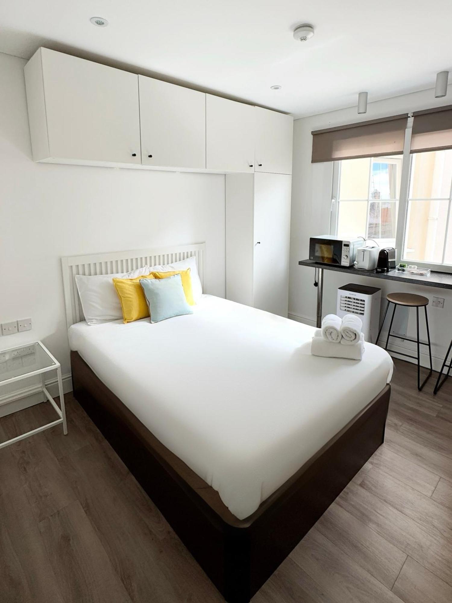 Stylish City Centre Studio - Grand Central House 直布罗陀 外观 照片